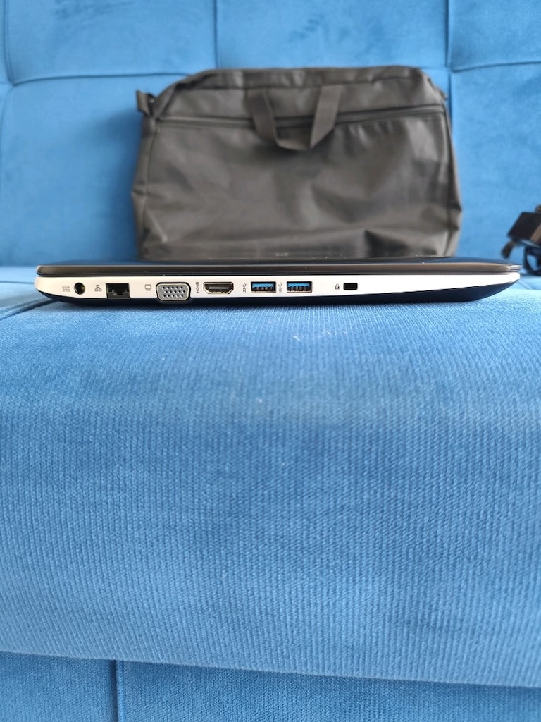 Asus Laptop - İ5 6.Nesil - 12 GB Ram - 2 GB Ekran Kartı + 240 SSD - 7
