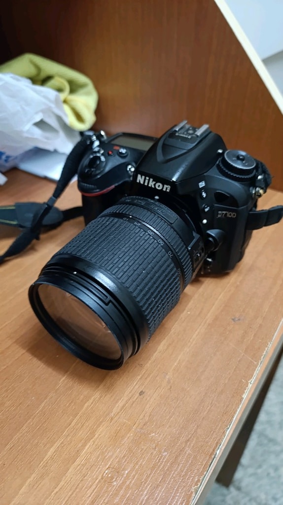 Nikon 7100 - 6