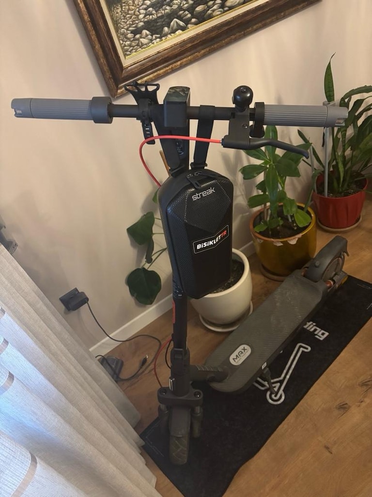 Xiaomi Electric Scooter 4 Pro Max - 2