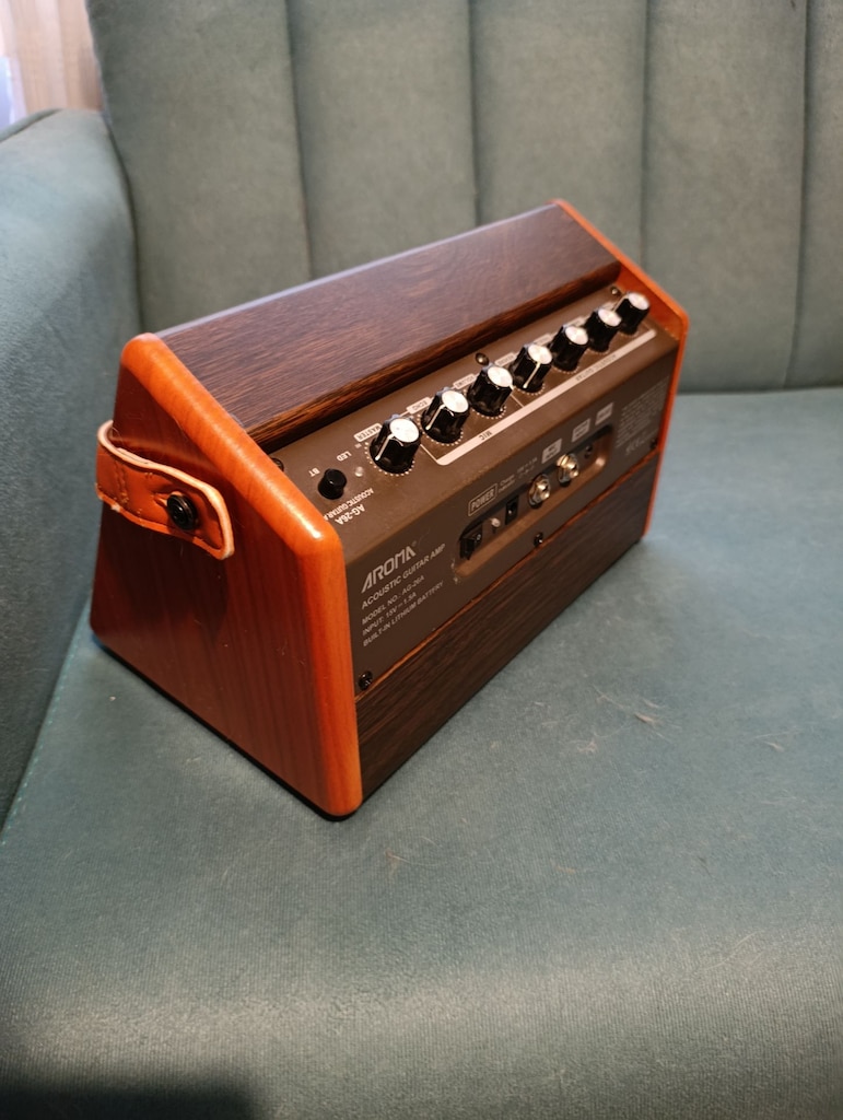Aroma AG-26A Şarjlı Bluetooth Akustik Gitar Amfisi - 2