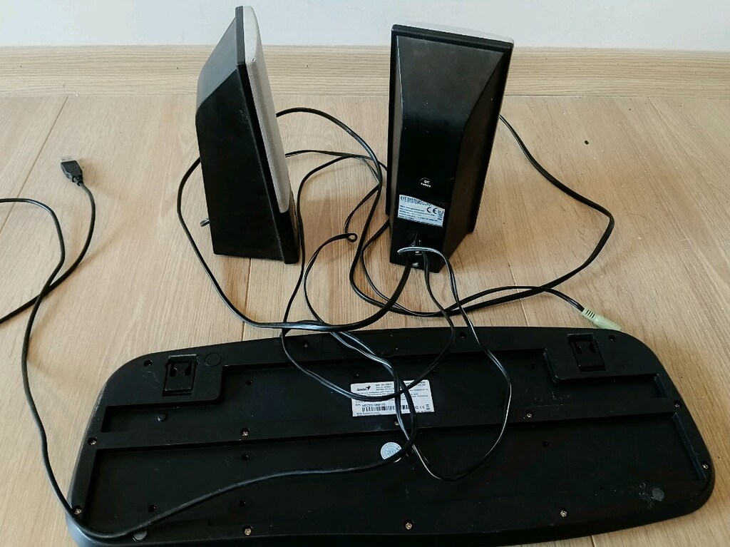 Genius Kablolu Klavye (KB-M200) + Genius hoparlör seti - 7