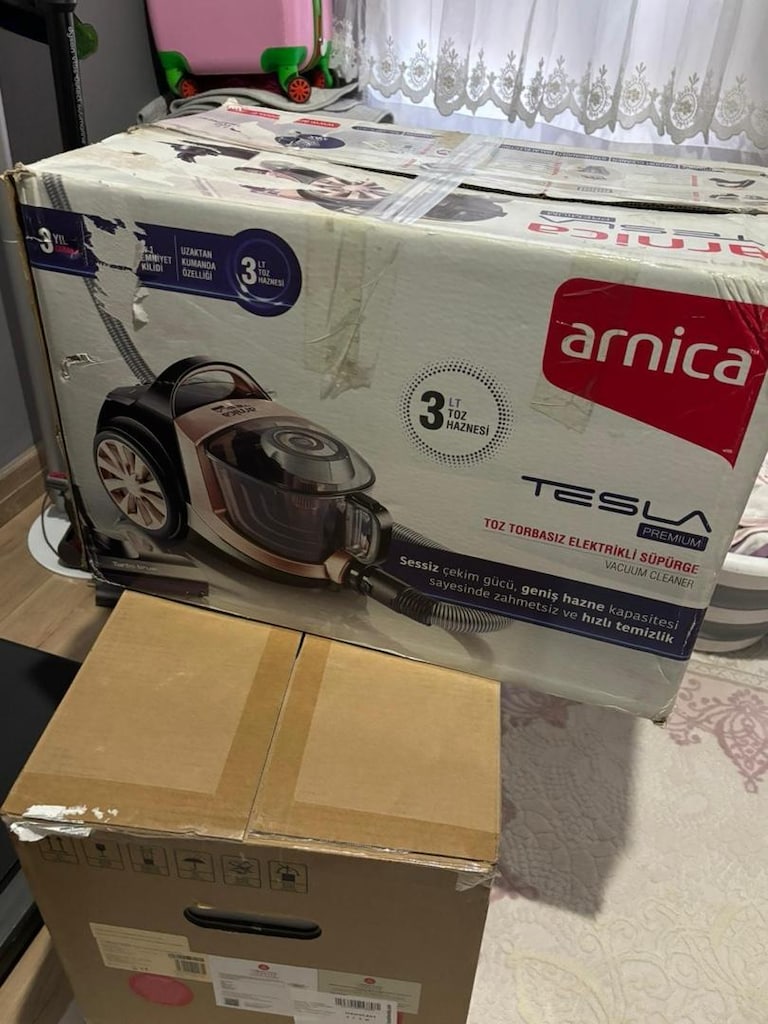 Arnica Tesla Toz Torbasız Elektrikli Süpürge