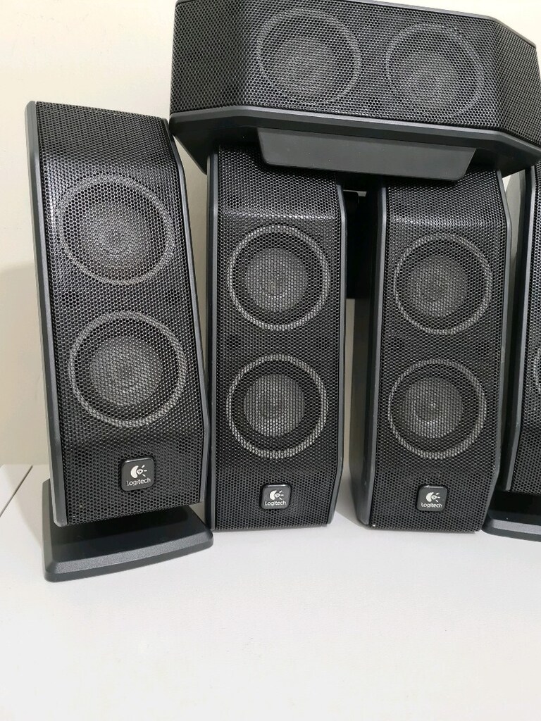 Logitech 5in 1 ses sistemi - 5