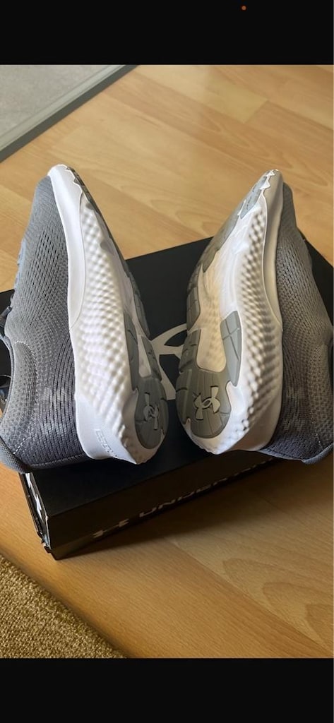 Under ARMOUR 43 numara spor ayakkabı - 3