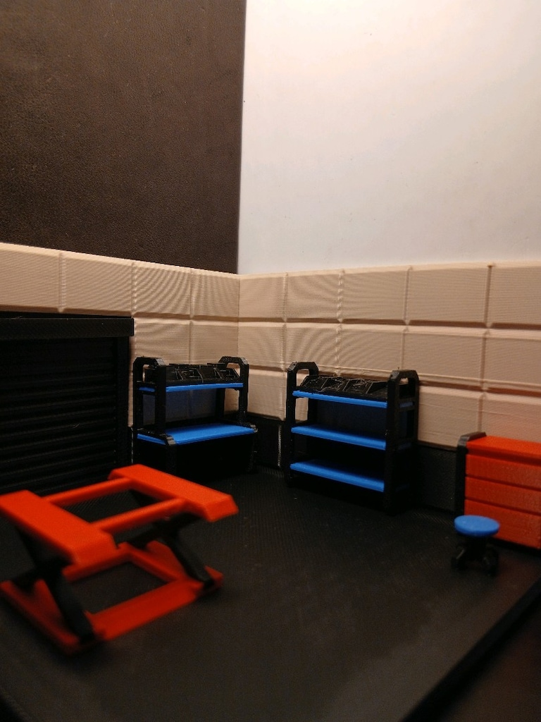 1:64 Diecast Mini Garaj / Showroom Diorama - 4