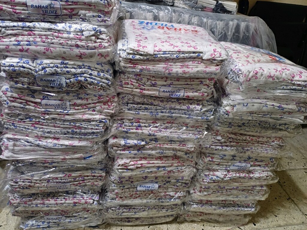 Bayan renkli atlet standart beden her renk mevcut adet 40 TL - 4