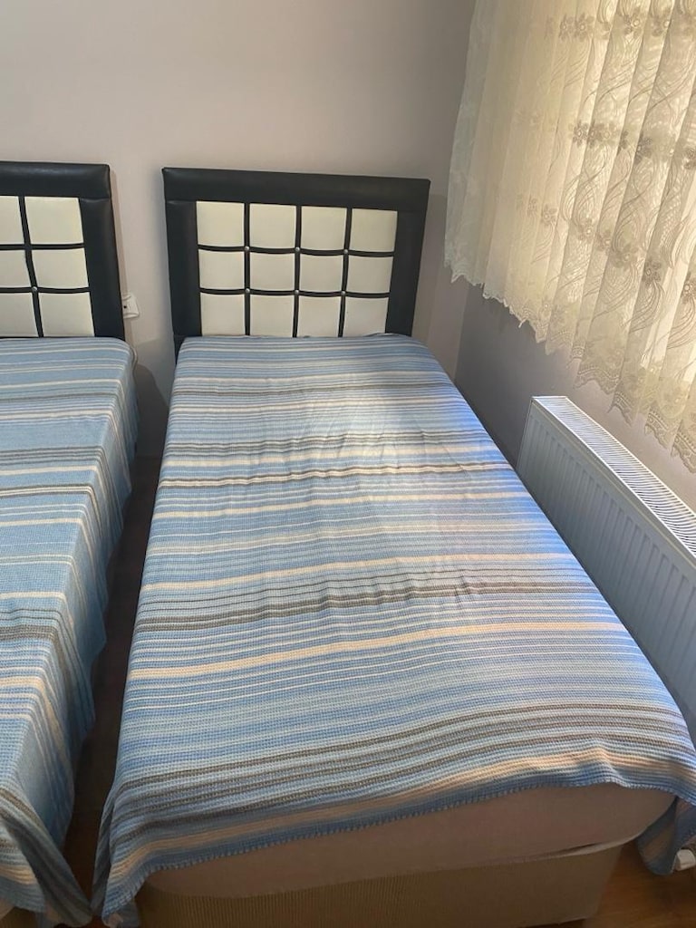 2 Adet 90x190 Tek Kişilik Baza - Temiz Kullanılmış - 4