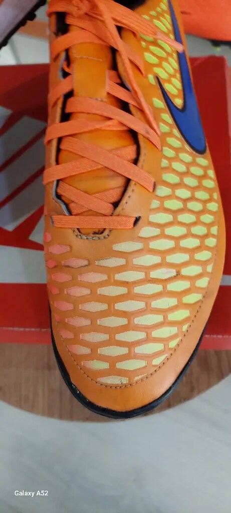 Orjinal Nike 46 numara halı saha ayakkabısı İKİNCİ EL - 9