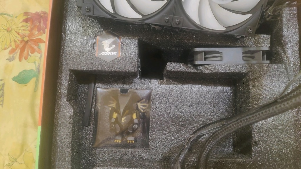 RTX 3080Ti gigabyte aorus Xtreme waterforce - 4