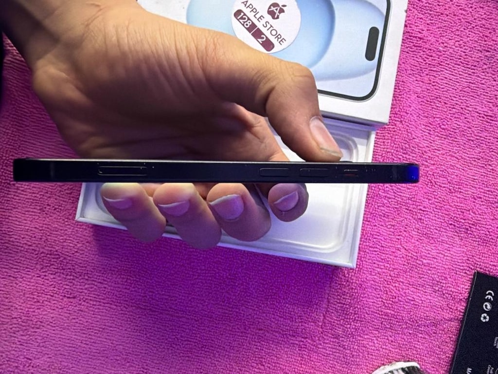 İPHONE 15 128GB - 4