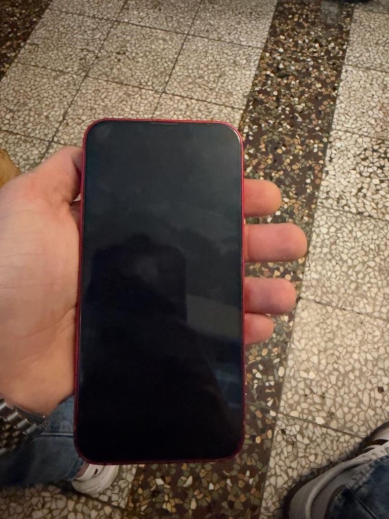 iphone 13 red yd - 2