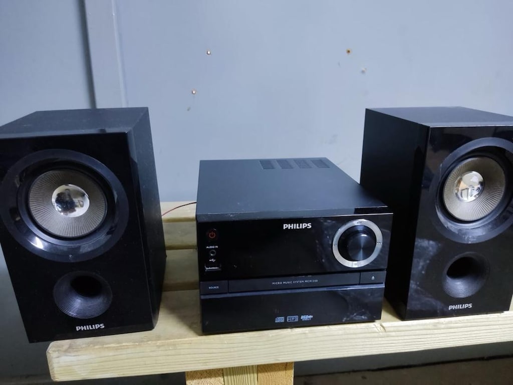 Philips MCM1350 30 W Mikro Müzik Seti - 3