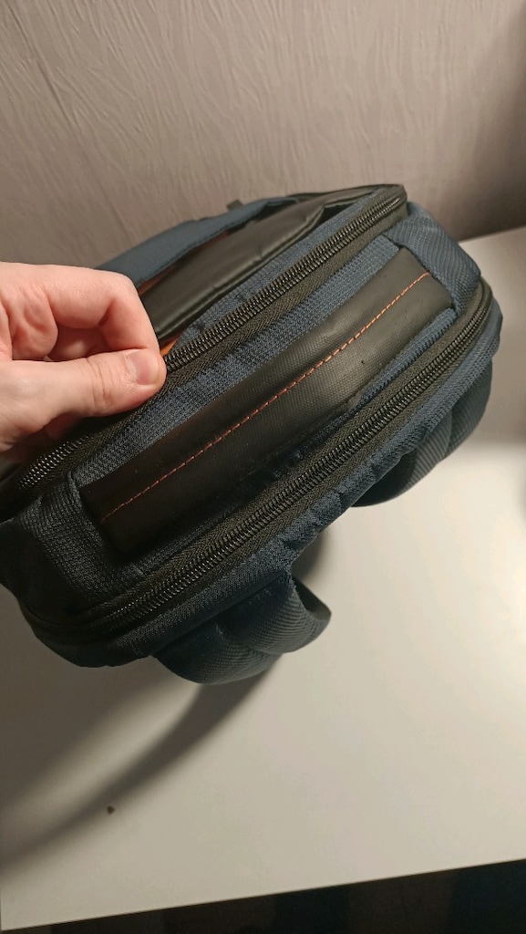 Samsonite 13inç / 14.1 inç Laptop Çantası /Notebook çantasıSamsonite 1 - 6