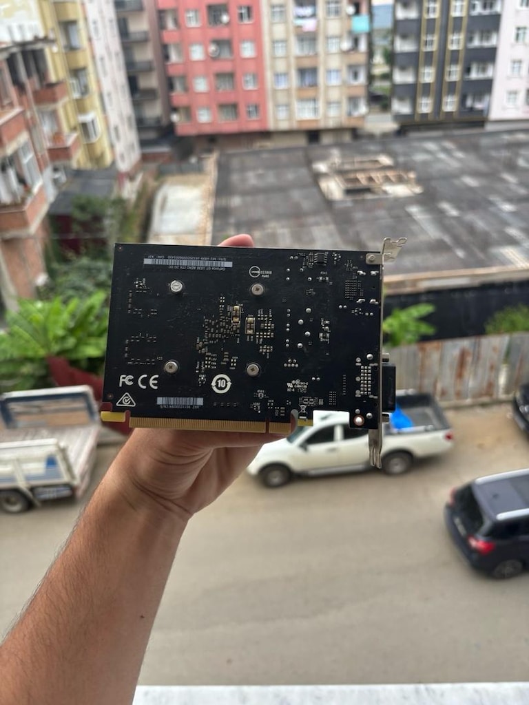 MASAÜSTÜ BİLGİSEYAR GT 1030 - 9