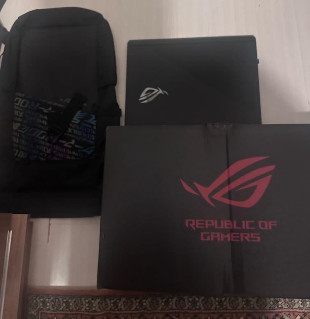 Asus Rog Strix Scar 18 - 3