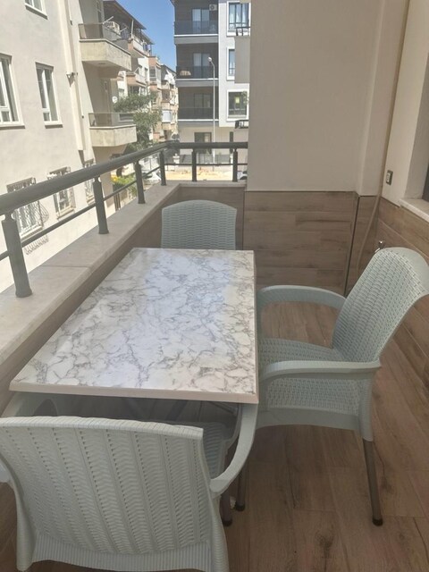 balkon / mutfak masa sandalye takımı
