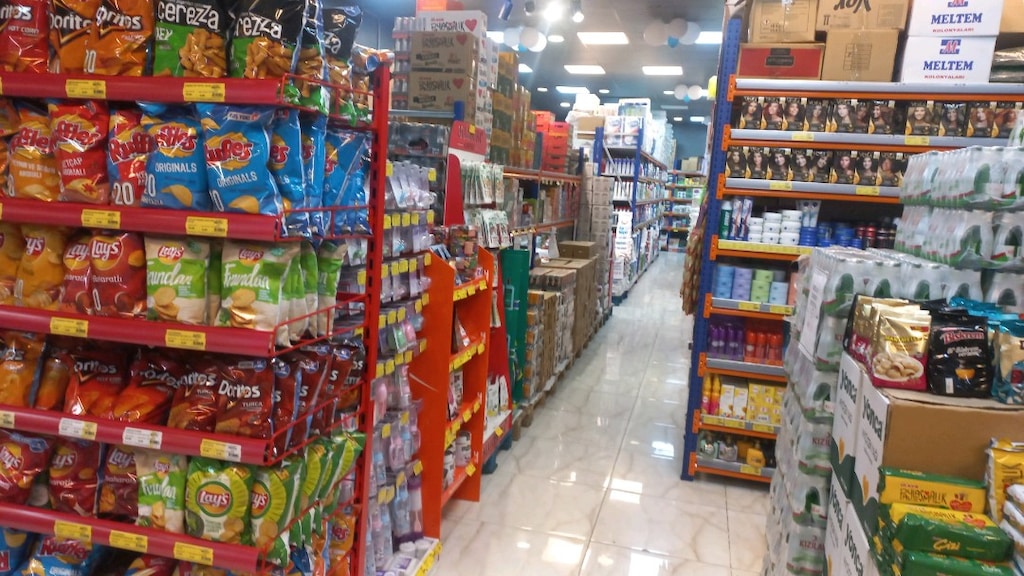 gross rafı ve kasiyer barkod sistemi ve kamera sistemi ve sütlük dolab - 11