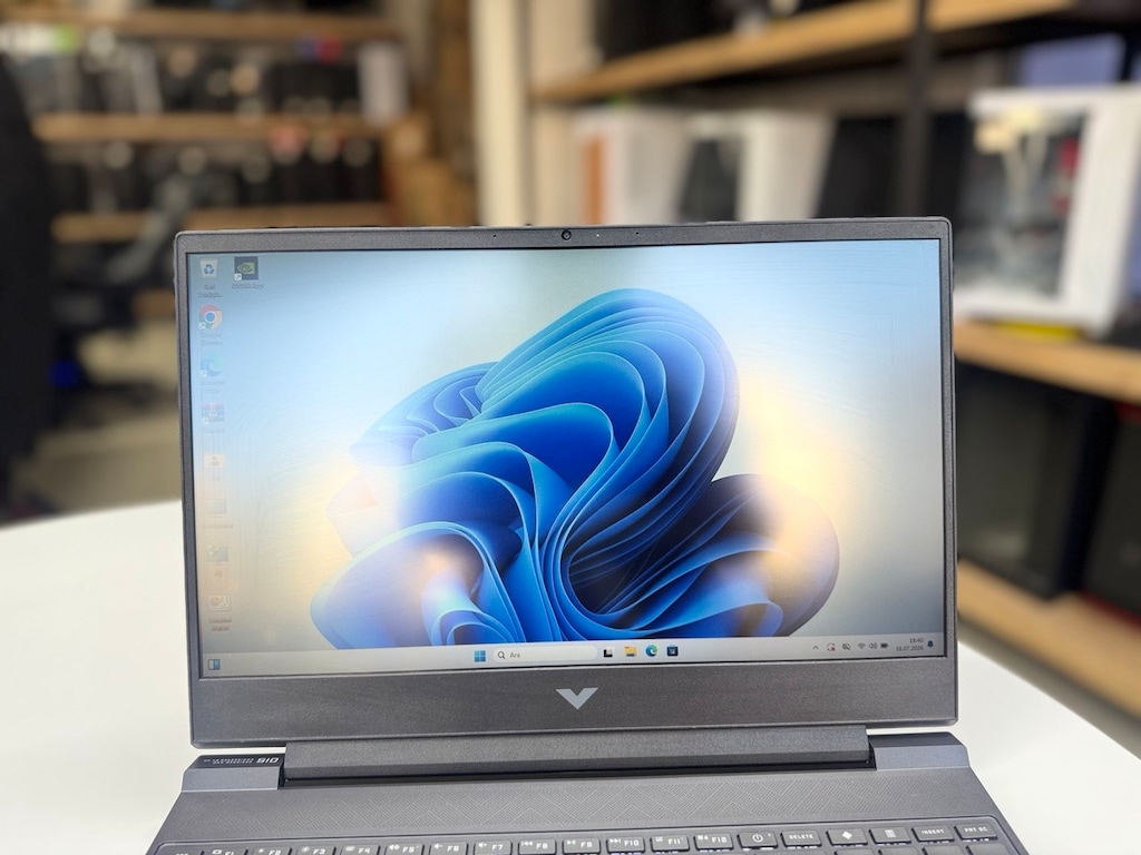 HP VİCTUS İ7 13700H İŞLEMCİ | RTX3050 6GB E.K.| 16GB RAM | 512GB SSD - 3