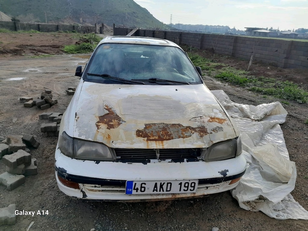 Satılık Toyota Corona 2.0 GLİ Acil - 9