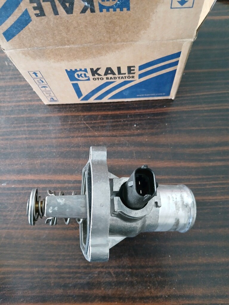 OPEL 1.6 BENZINLI TERMOSTAD KALE - 4