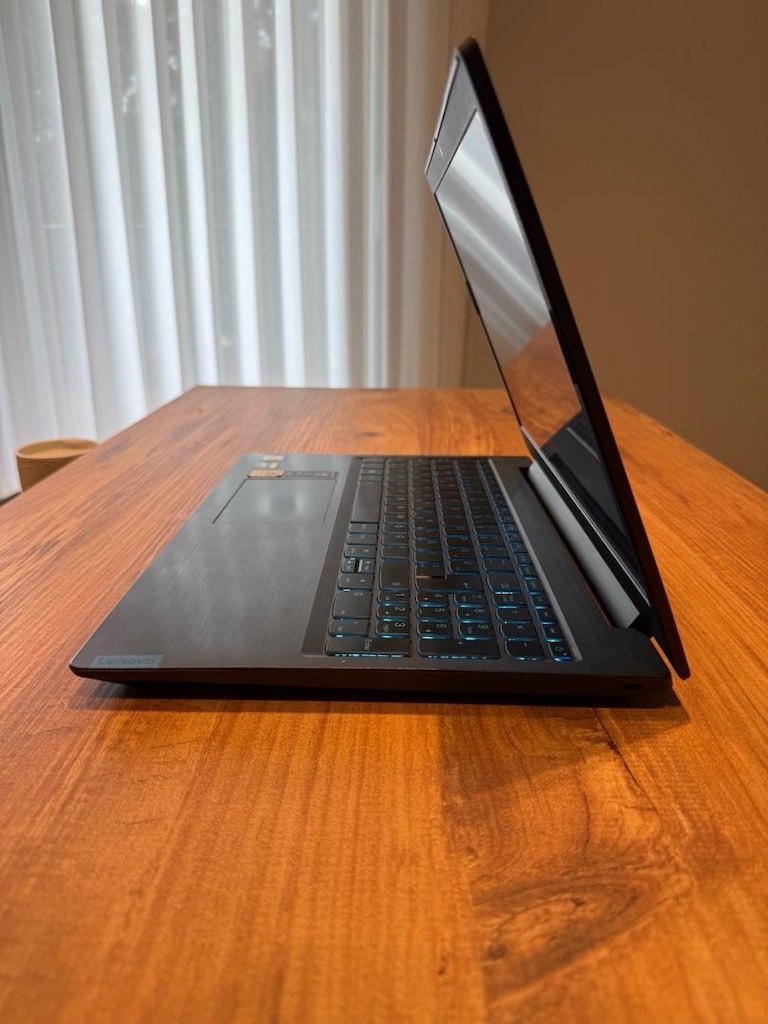 Lenovo L340 Gaming 17-9750H GTX1650 16GB RAM SSD FHD - 5