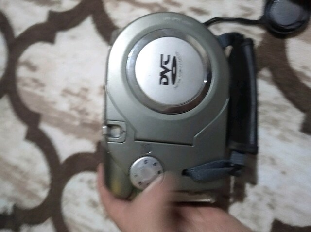fotoğraf makinesi çalışıp çalışmadığını bilmiyorum