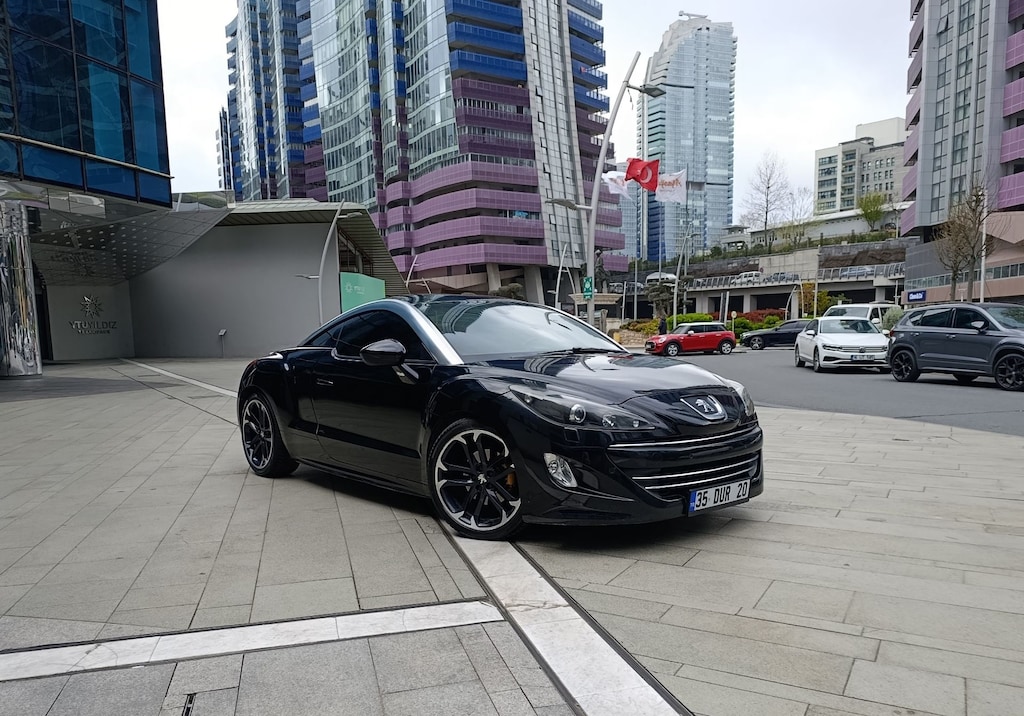 Peugeot RCZ