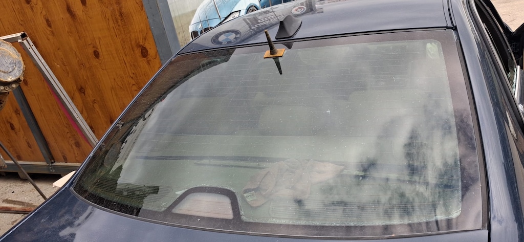 bmw e39 arka cam orjinal - 2