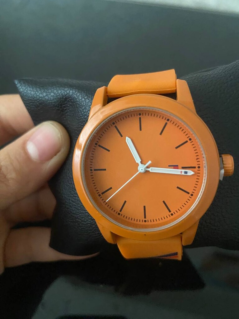 sıfır & kutulu Tommy Hilfiger Erkek Kol Saati - Silikon Kordon - 4