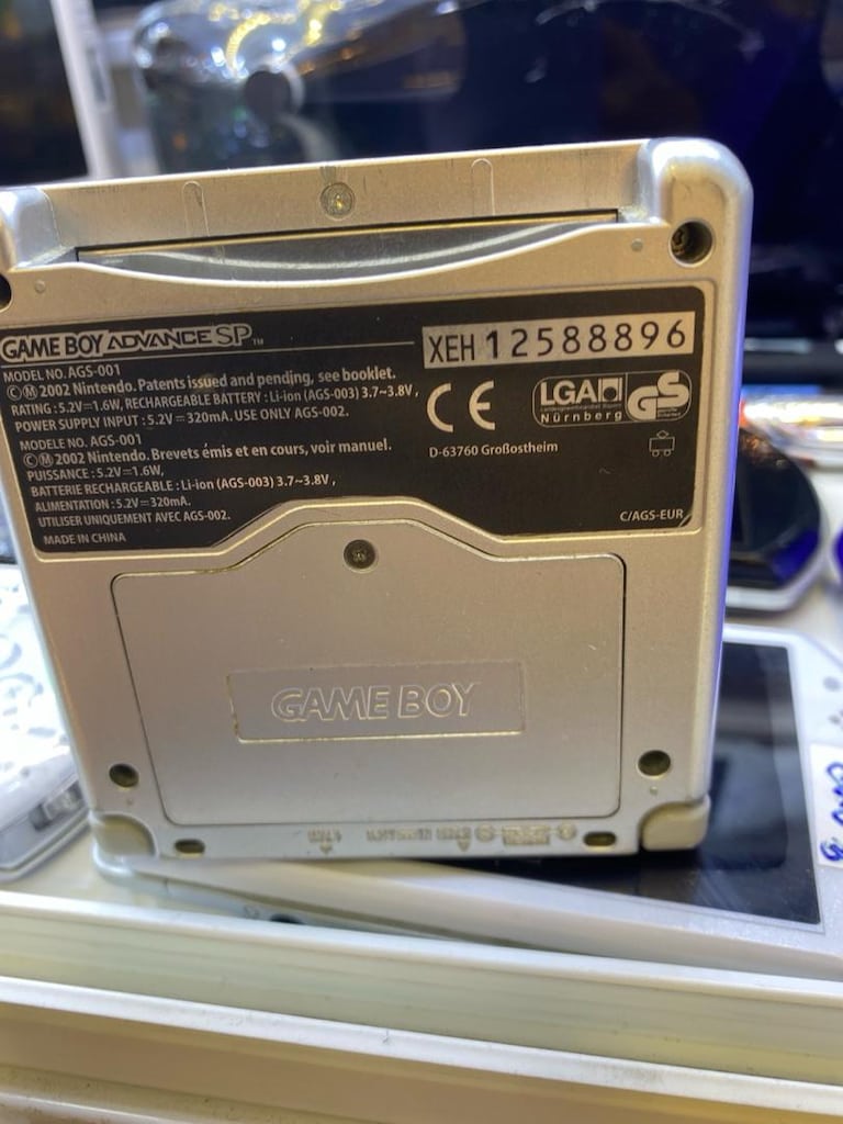 NİNTENDO GAMEBOY ADVANCE SP - 2