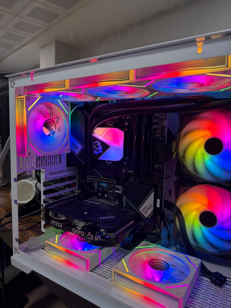 AMD Ryzen 9 7950x - 64GB RAM - 2TB 990 PRO - 4060 - SIVI SOĞUTMA - 2