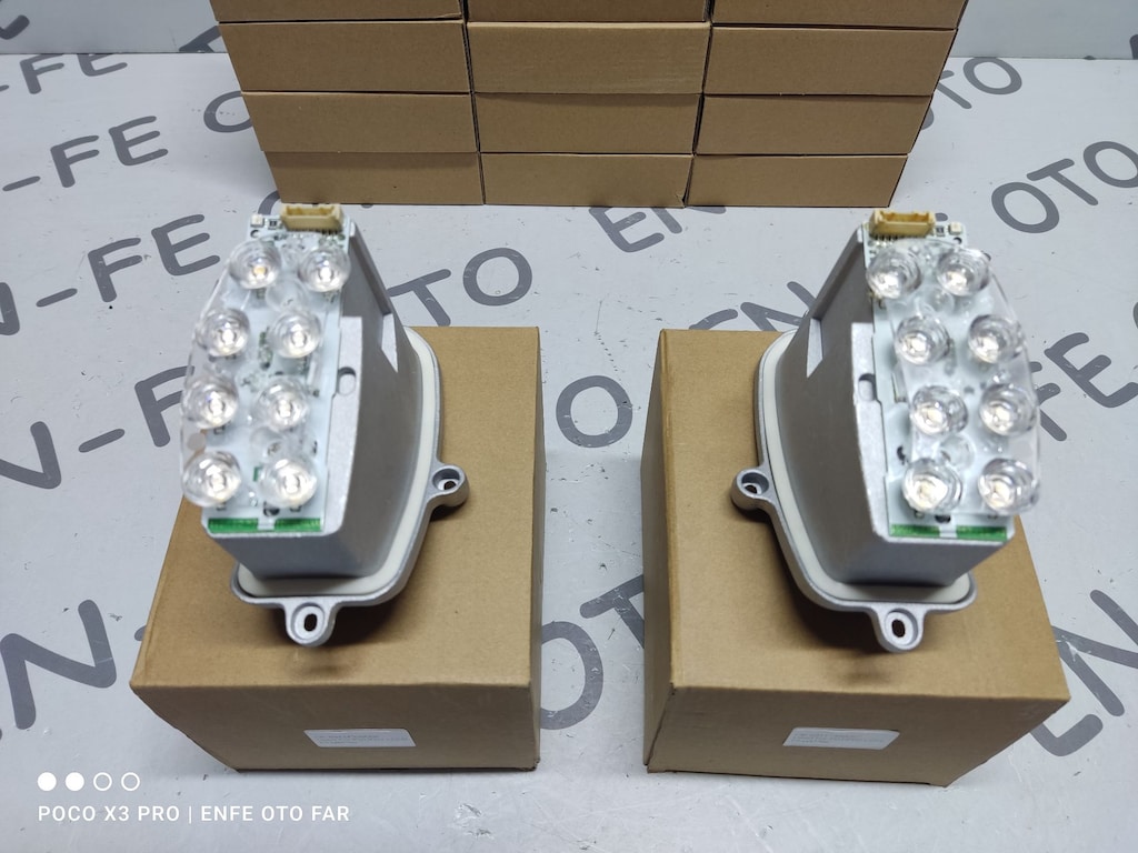 F01 F02 LCİ SİNYAL LED BEYNİ SAĞ SOL 63117339058 63117339057 - 3