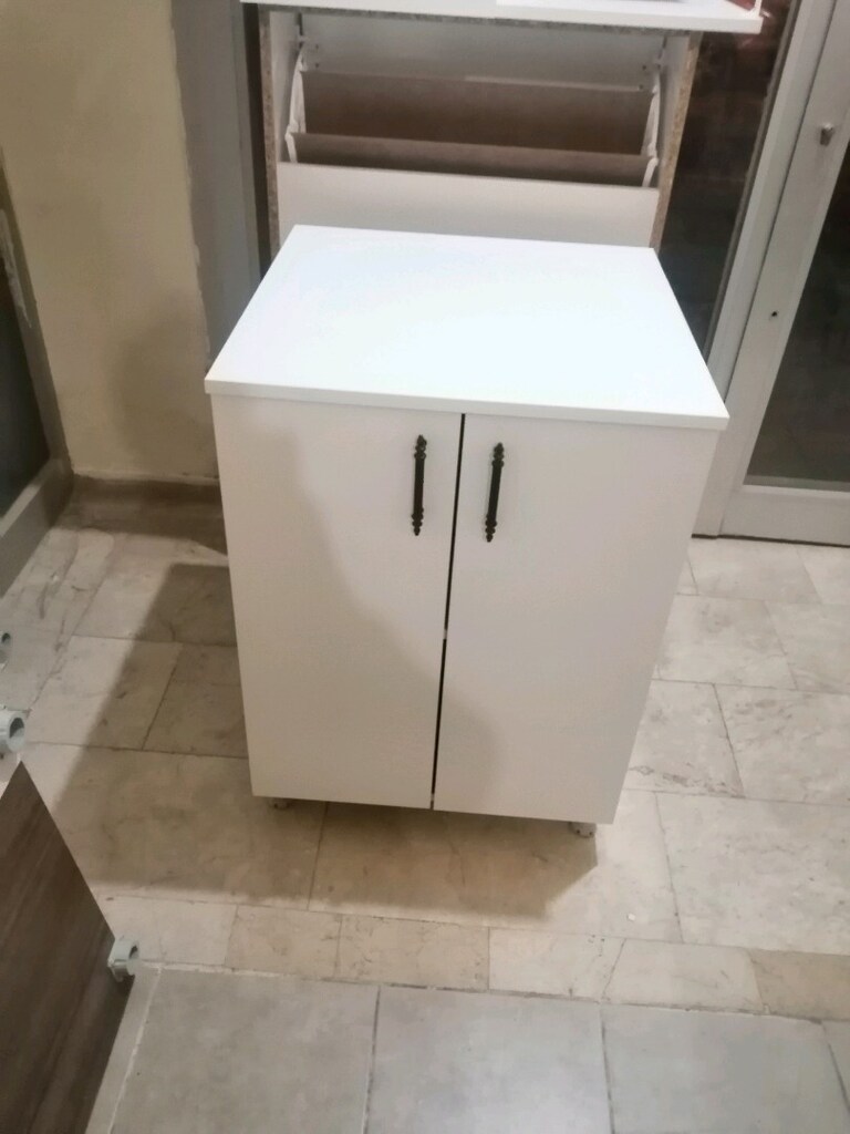 set üstü ve kiler dolabı