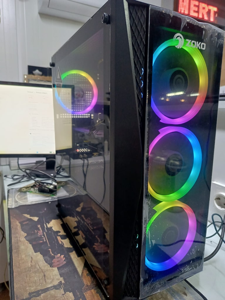 İ5 12400F İŞLEMCİ + 16GB RAM + 8GB EKRAN KARTI - 17