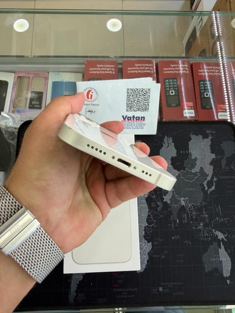 İPHONE 13 128 GB TR BEYAZ CİHAZI 10 AY GARANTİLİ HATASIZ PİL 88 - 5