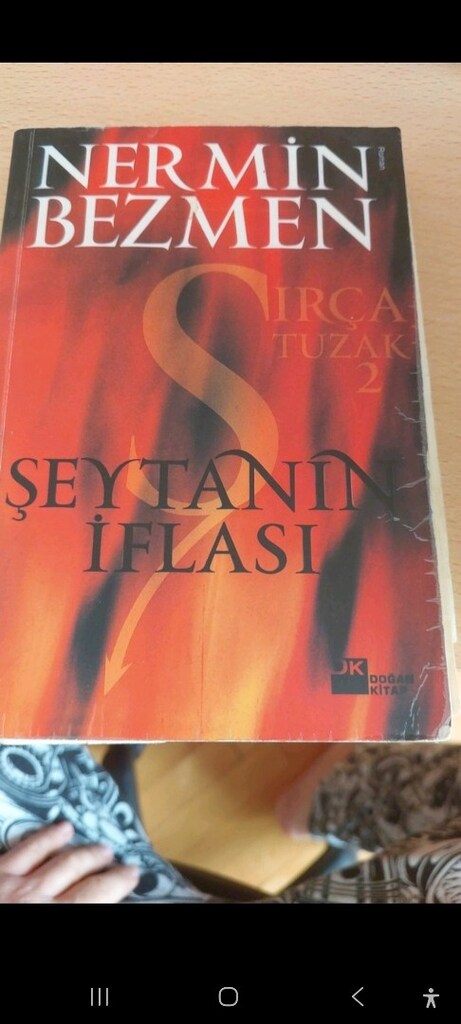 Sırça Tuzak 2: Şeytanın İflası