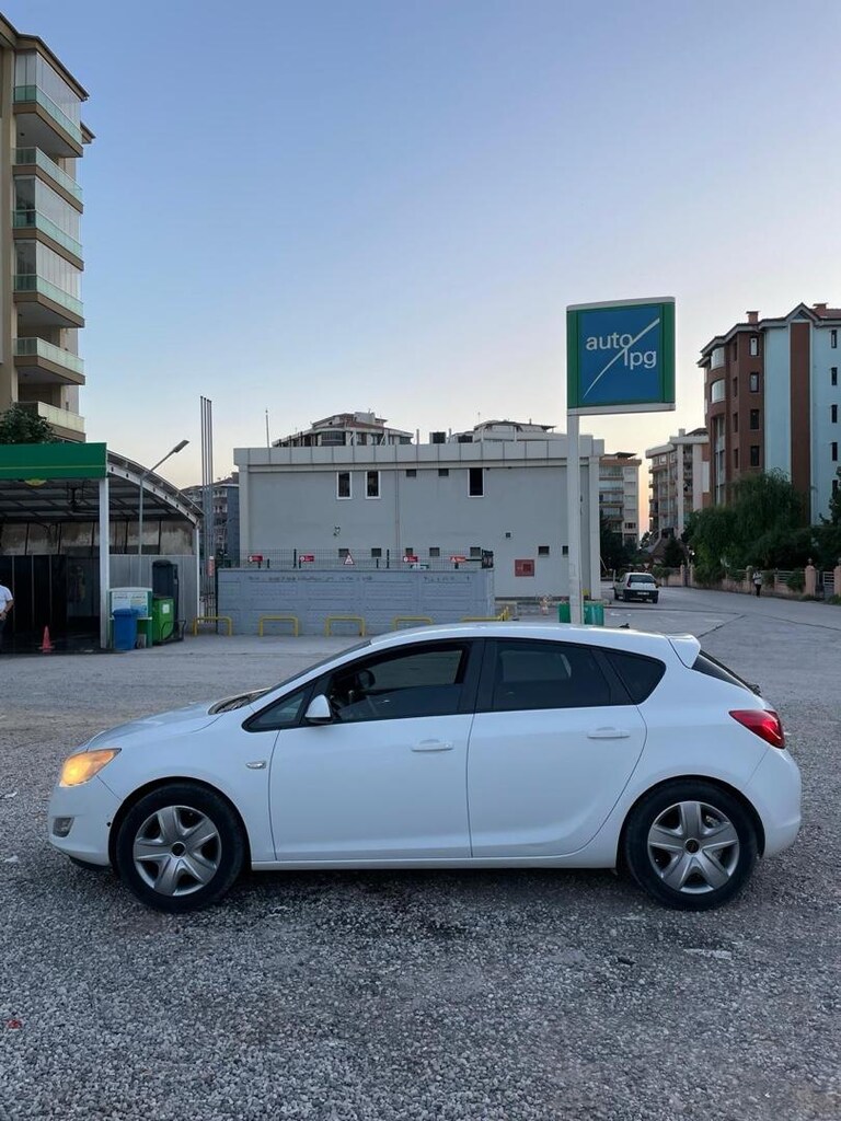 ASTRA 1.3 DİZEL TEMİZ - 12