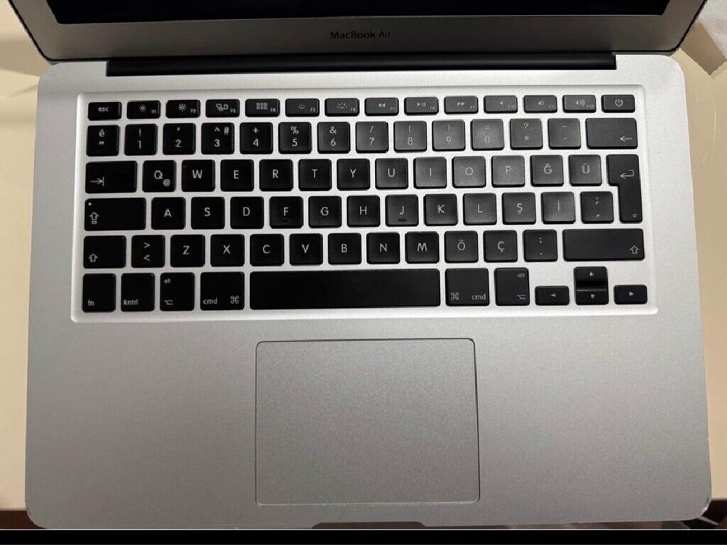 EMSAL TEMİZLİKTE MACBOOK AİR 13 - 3