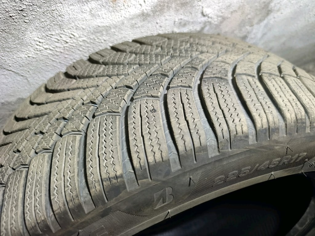 BRİDGESTONE 225/45/R17 KIŞ LASTİĞİ 4 ADET - 3