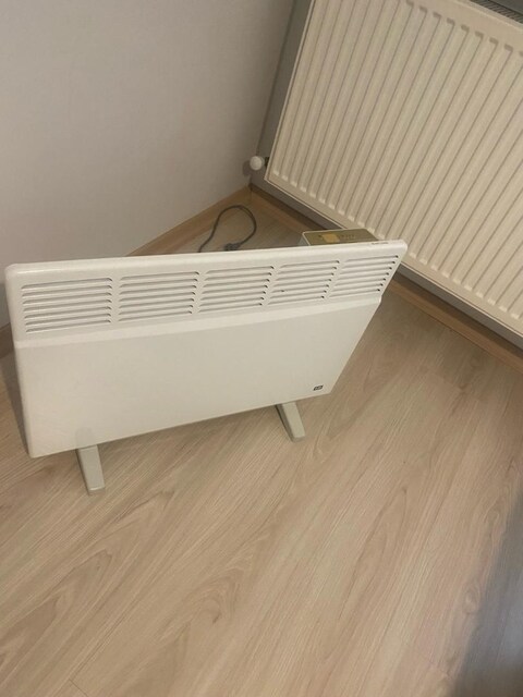 REİNA ELEKTRIKLI KONVEKTOR DIJITAL ISITICI