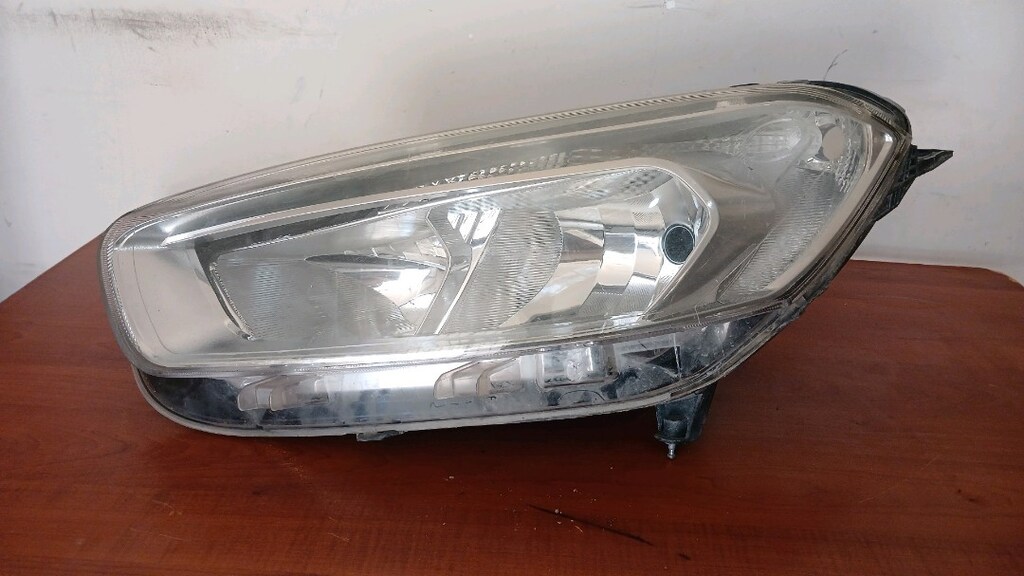FORD COURİER SOL FAR YANSANAYİ KARGO OLUR - 3