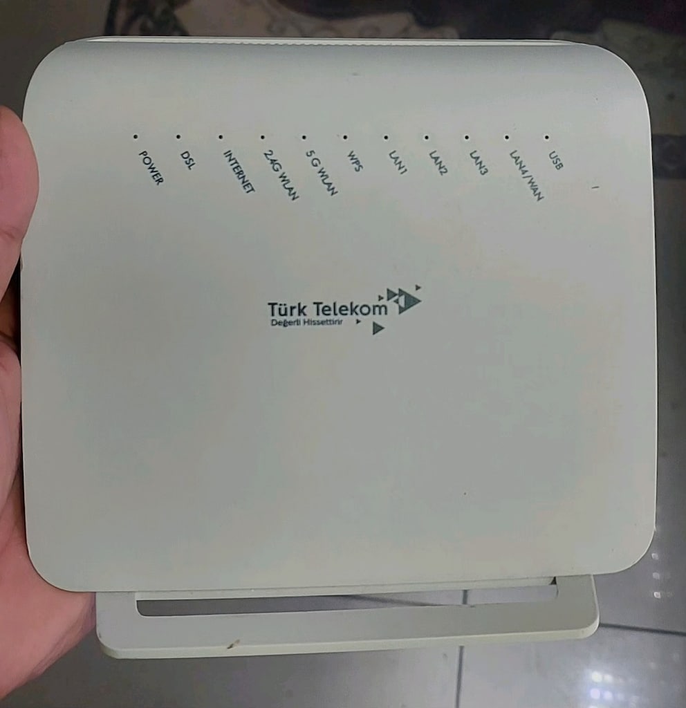 ZYXEL WIFI 6 VDSL2 MODEMLER AYAKLAR KIRIK - 6