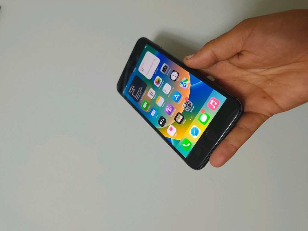 İPHONE 8 PLUS 64 GB TR CİHAZI - 4