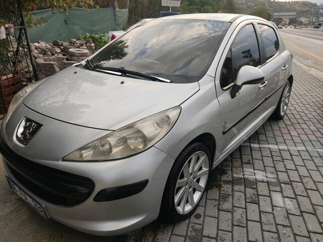 Peugeot 207