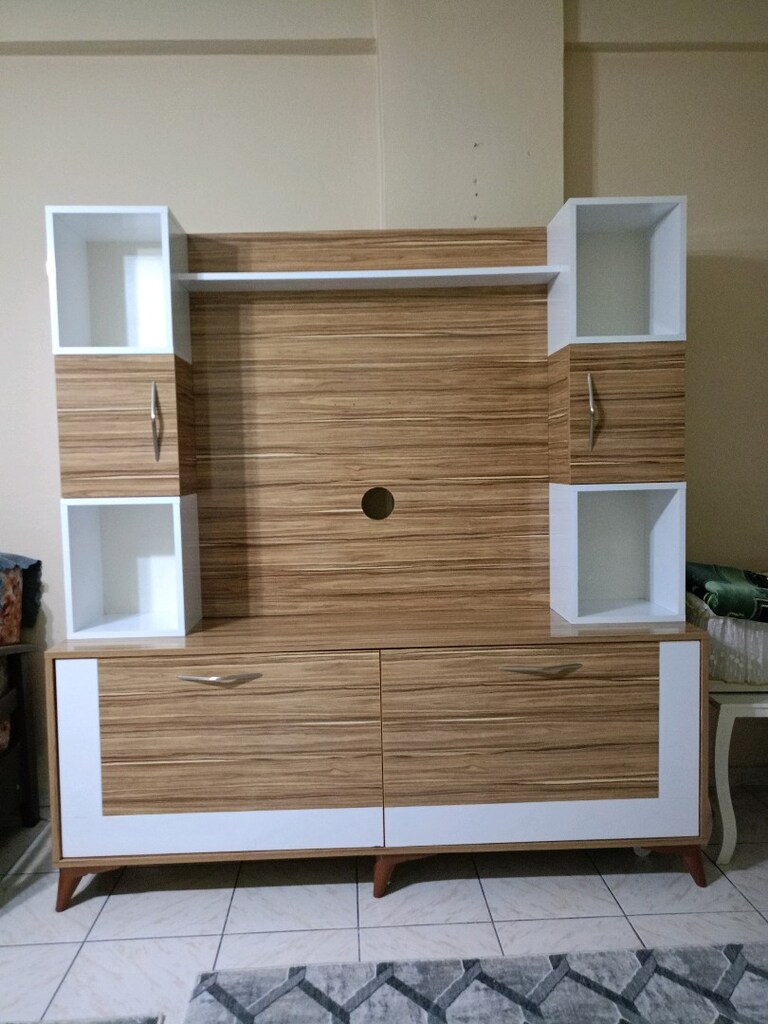 TV ÜNİTESİ