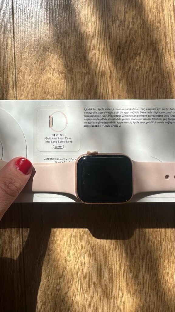 Apple Watch 6 40mm - 2