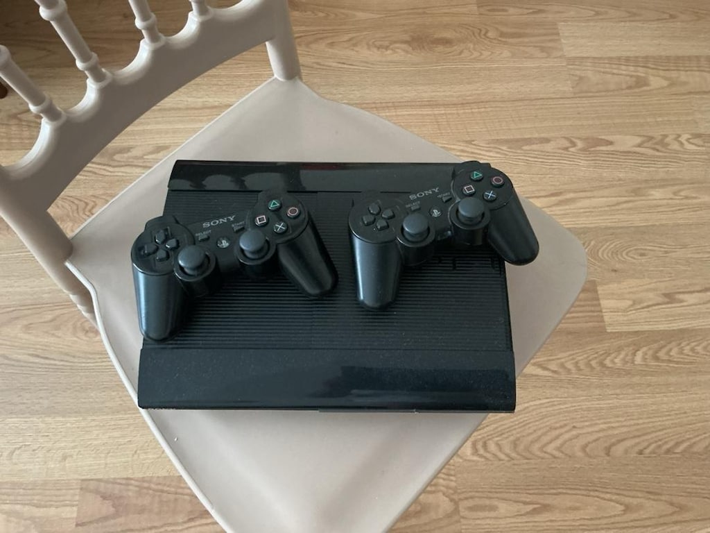 ps3 super slim 24 oyun 15 tanesi CD’li 9 tanesi ps3 içinde - 17