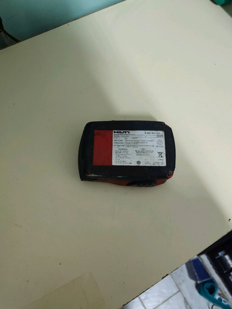 Hilti batarya - 10