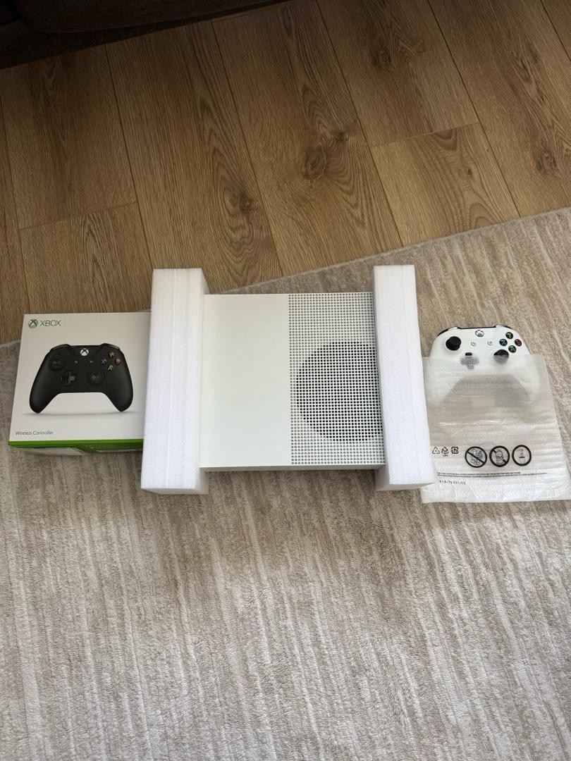 XBOX ONE S 1 TB + ÇİFT KOL - 10