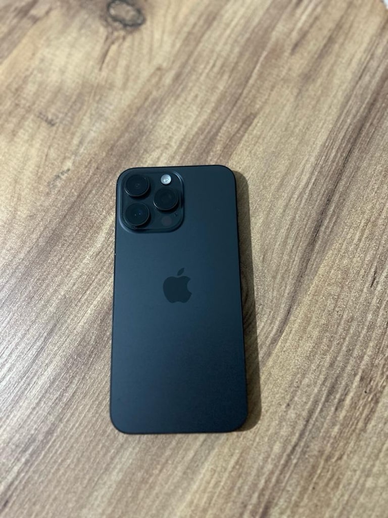 APPLE 15 PRO MAX - 512 GB, TERTEMİZ - 6